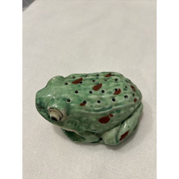 Japanese Export Pottery Frog Hat Pin Holder Tooth Pick Pomander - Picture 3 of 9